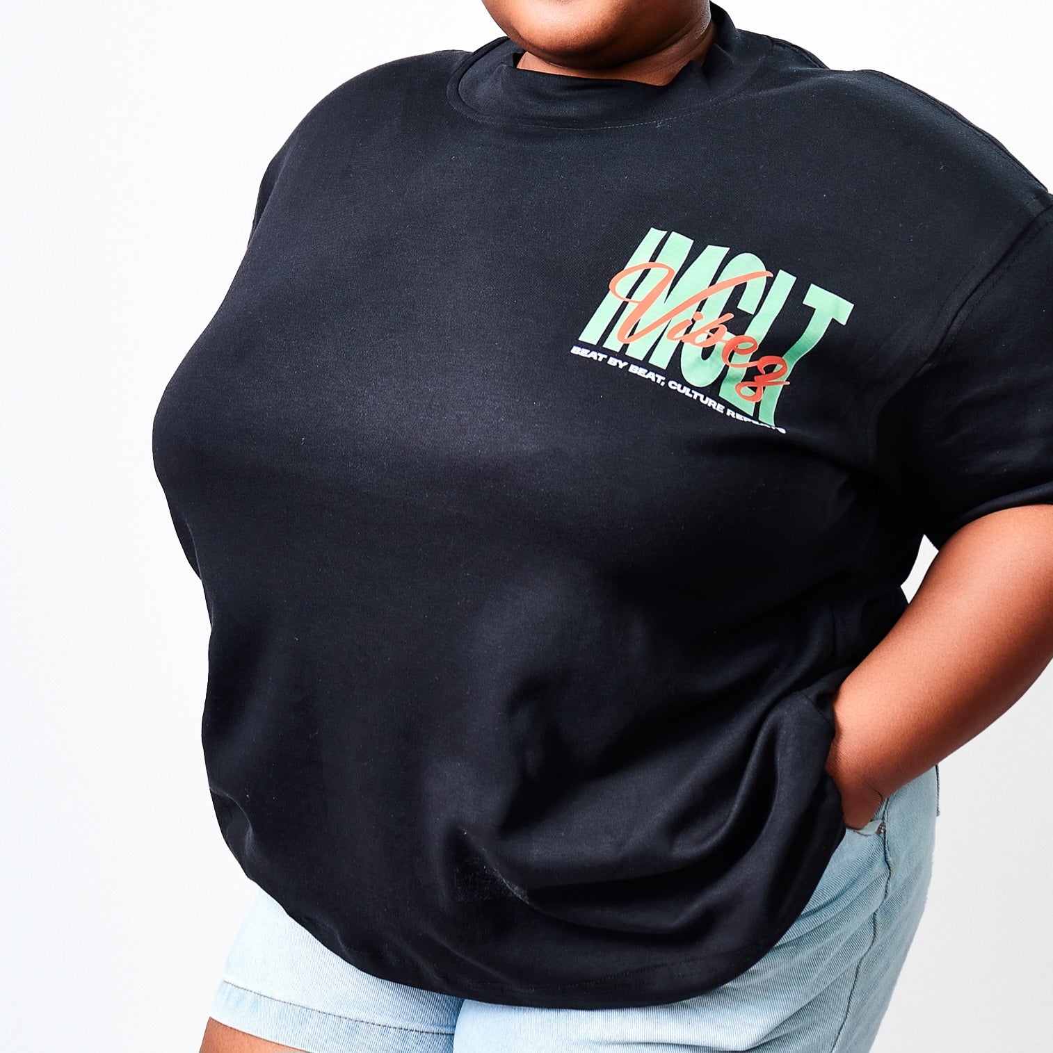 IMCLTVIBEZ T-SHIRT