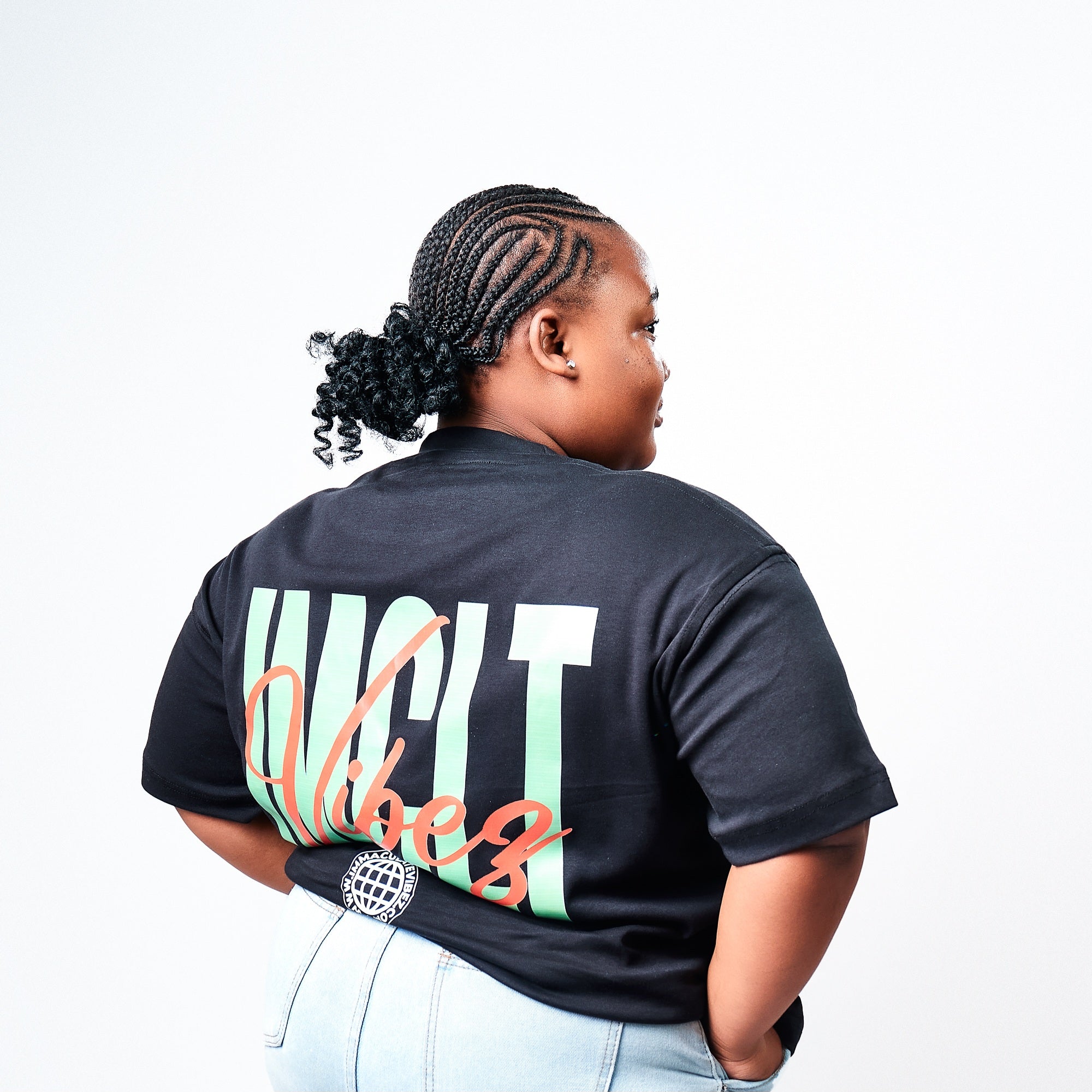 IMCLTVIBEZ T-SHIRT